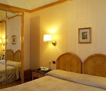 Miro' Otel
