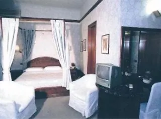 Miro' Hotel 3*